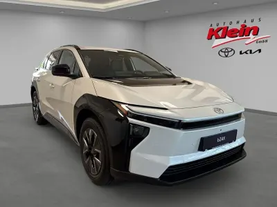 Neu Toyota bZ4X 166 kW (226 PS) 2026 Weiß SUV