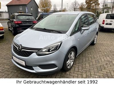 Blau Gebraucht 2017 Opel Zafira Edition Van / Kleinbus | 8.990 € (Guter Preis)
