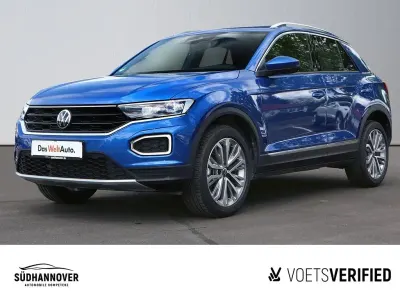 Usata VW T-Roc Active 150 CV (110 kW) 2021 Blu SUV