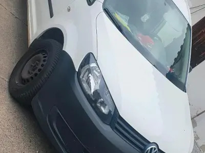 Gebraucht VW T5 75 PS (55 kW) 2014 Weiß Van