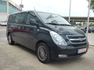 Gebraucht Hyundai H-1 Premium 170 PS (125 kW) 2013 Schwarz Van / Kleinbus