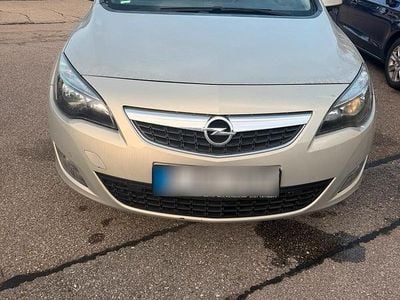 Gebraucht Opel Astra 116 PS (85 kW) 2010 Grau Limousine