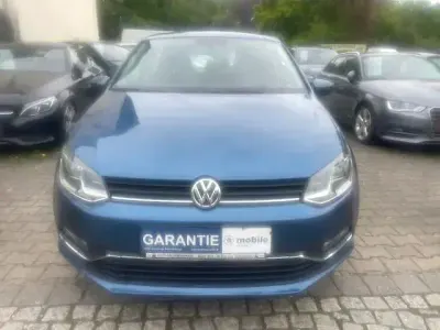 Gebraucht VW Polo Comfortline 75 PS (55 kW) 2017 Blau Limousine