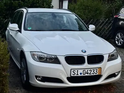 Gebraucht BMW 318 Comfort Edition 143 PS (105 kW) 2012 Weiß Kombi
