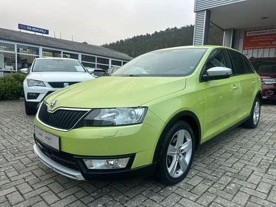 Grün Gebraucht 2015 Skoda Rapid ScoutLine Limousine | 8.800 € (Fairer Preis)