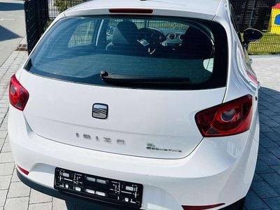 Gebraucht Seat Ibiza Ecomotive 75 PS (55 kW) 2011 Weiß Limousine