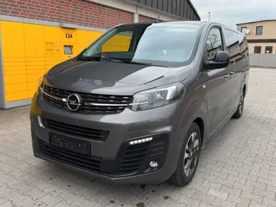 Second-hand Opel Zafira Life 177 CP (130 kW) 2022 Gri Monovolum