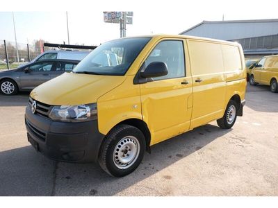 Gebraucht VW T5 84 PS (61 kW) 2013 Ginstergelb r1032 Van