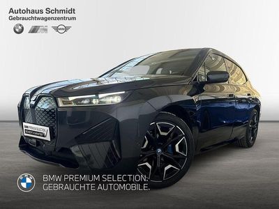 Gebraucht BMW iX Sport Line 239 kW (326 PS) 2024 Sophistograu brillanteffekt SUV