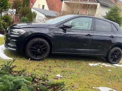 Schwarz Gebraucht 2017 VW Polo Edition Kleinwagen | 12.000 € (Teuer)