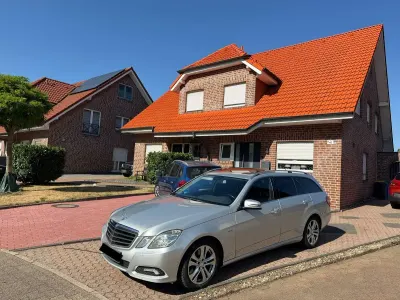Gebraucht Mercedes E350 Avantgarde 265 PS (194 kW) 2011 Grau Kombi