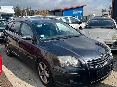 Gebraucht Toyota Avensis 177 PS (130 kW) 2008 Grau Kombi