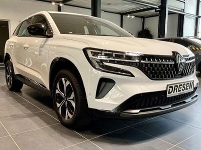 Second-hand Renault Austral Equilibre 140 CP (102 kW) 2023 Alb SUV