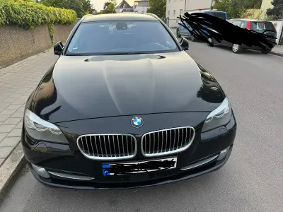 Gebraucht BMW 525 204 PS (150 kW) 2011 Schwarz Kombi