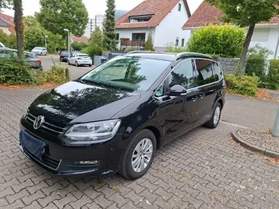 Gebraucht VW Sharan Comfortline 150 PS (110 kW) 2015 Schwarz Van / Kleinbus