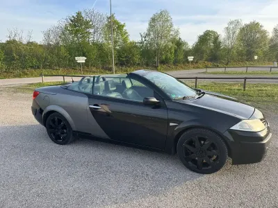 Używany Renault Mégane Cabriolet Privilege 163 KM (119 kW) 2006 Czarny Kabriolet