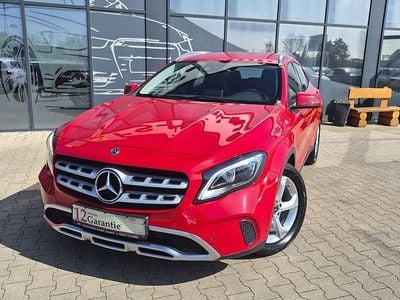 Usata Mercedes GLA180 122 CV (89 kW) 2018 Rosso SUV