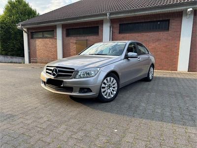 Mercedes C200