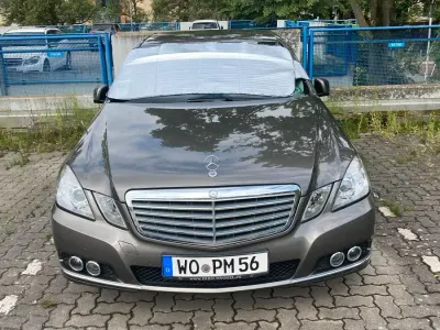 Gebraucht Mercedes E200 184 PS (135 kW) 2009 Silber Limousine