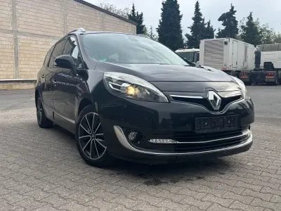 Gebraucht Renault Grand Scénic III Bose Edition 131 PS (96 kW) 2013 Schwarz Van / Kleinbus