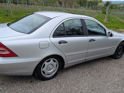 Mercedes C180