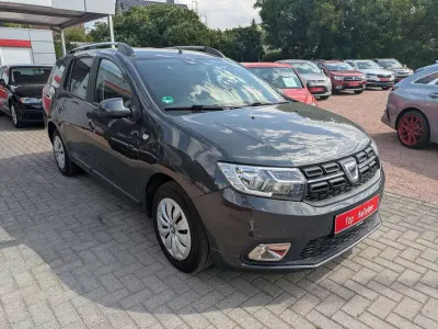 Gebraucht Dacia Logan Lauréate 90 PS (66 kW) 2017 Grau "comete" Kombi
