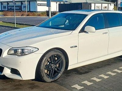 Gebraucht BMW 525 Sport Line 218 PS (160 kW) 2013 Weiß Kombi