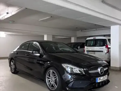 Gebraucht Mercedes CLA180 136 PS (100 kW) 2019 Schwarz Coupé