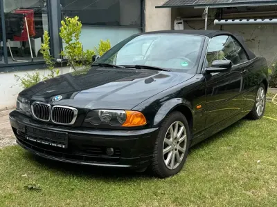 Gebraucht BMW 320 Cabriolet 170 PS (125 kW) 2002 Schwarz Cabrio