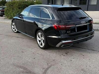 Gebraucht Audi A4 S-Line 150 PS (110 kW) 2023 Schwarz Kombi