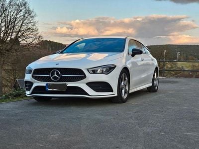 Gebraucht Mercedes CLA200 Shooting Brake AMG line Plus 163 PS (119 kW) 2021 Weiß Kombi