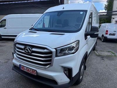 Maxus V90