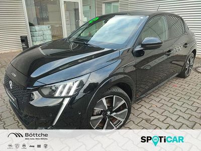 Gebraucht Peugeot e-208 GT 100 kW (136 PS) 2021 Lackierung schwarz perla nera/typ aussenverkleidung metalliclackierung Kleinwagen