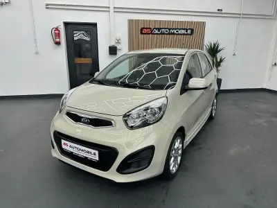 Gebraucht Kia Picanto FIFA World Cup Edition 69 PS (50 kW) 2013 Beige Kleinwagen
