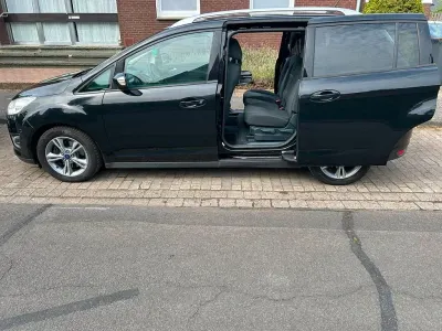 Gebraucht Ford Grand C-Max SYNC Edition 116 PS (85 kW) 2014 Schwarz Van / Kleinbus