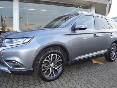 Gebraucht Mitsubishi Outlander Edition 150 PS (110 kW) 2018 Platinumgrau SUV