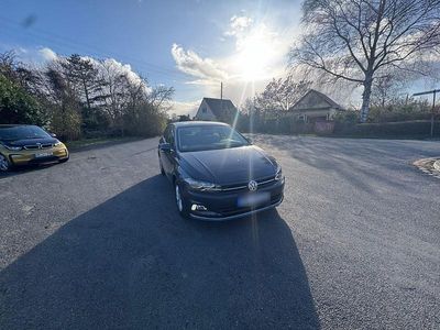 Gebraucht VW Polo Highline 95 PS (69 kW) 2019 Grau Kleinwagen