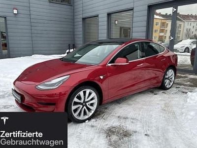 Rot Gebraucht 2020 Tesla Model 3 Standard Range Limousine | 21.100 € (Guter Preis)