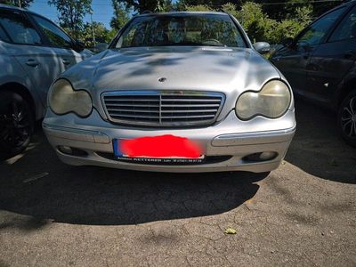 Mercedes C270