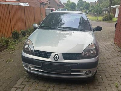 Renault Clio II