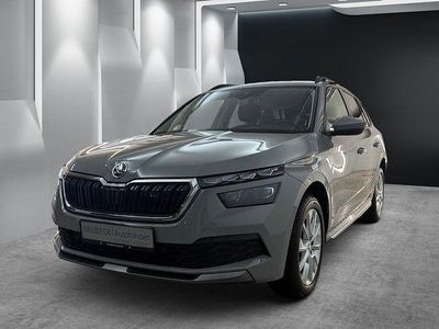 Grau Gebraucht 2020 Skoda Kamiq Style SUV | 22.900 € (Fairer Preis)