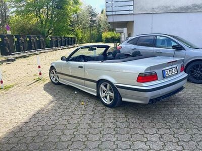 Gebraucht BMW 318 Cabriolet Performance 116 PS (85 kW) 1999 Silber Cabrio