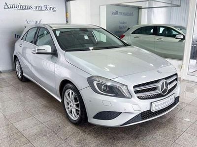 Usata Mercedes A180 122 CV (89 kW) 2013 Argento Berlina