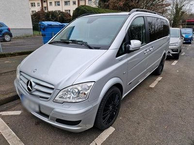Usata Mercedes Viano 224 CV (164 kW) 2011 Argento Monovolume