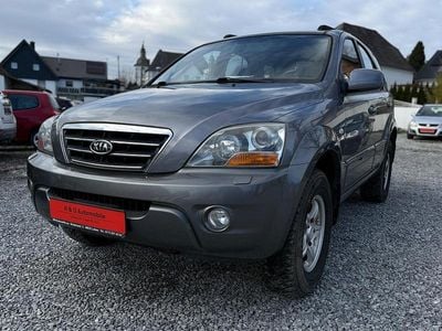 Grau Gebraucht 2007 Kia Sorento SUV | 3.999 €