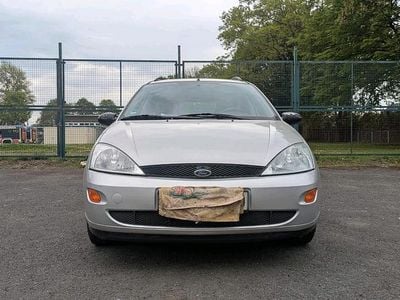 Usata Ford Focus 101 CV (74 kW) 2001 Argento Station wagon