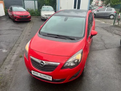 Używany Opel Meriva Innovation 140 KM (102 kW) 2012 Czerwony Minivan