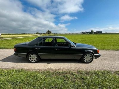 Occasion Mercedes E260 160 PK (117 kW) 1991 Zwart Sedan