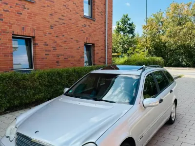Gebraucht Mercedes C180 143 PS (105 kW) 2003 Silber Kombi