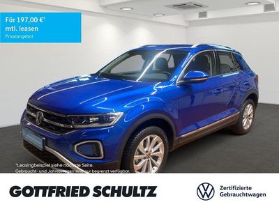 Second-hand VW T-Roc Style 116 CP (85 kW) 2024 Albastru SUV
